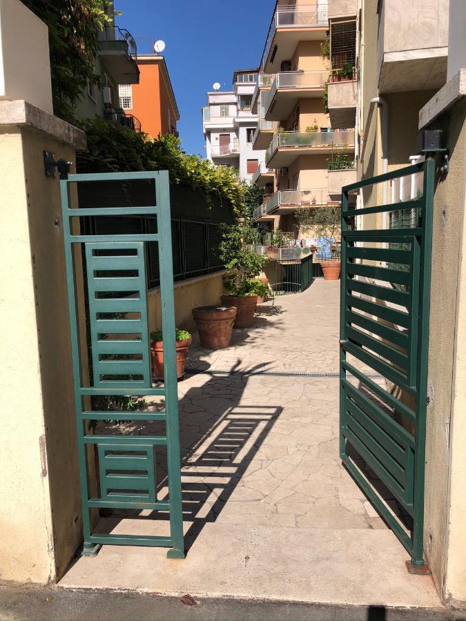 Viaggio Da Bea Al Gianicolo Apartment Rome Luaran gambar